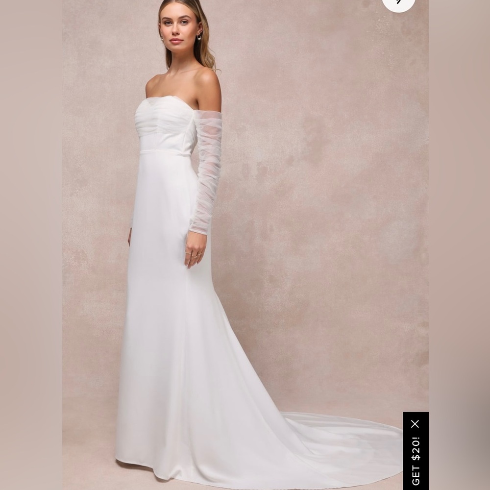 Lulus wedding dress - Picture 2 of 5